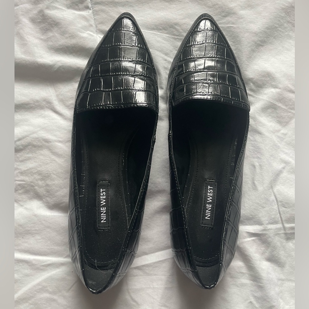 EUC Nine West ABAY Black Croc-Embossed Flats Loafers 7.5